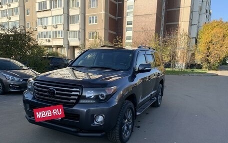 Toyota Land Cruiser 200, 2013 год, 4 550 000 рублей, 3 фотография