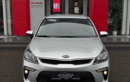 KIA Rio IV, 2018 год, 1 639 000 рублей, 2 фотография