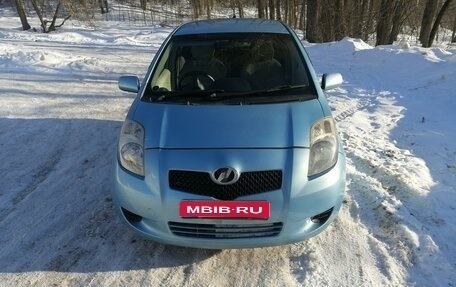 Toyota Vitz, 2006 год, 470 000 рублей, 1 фотография