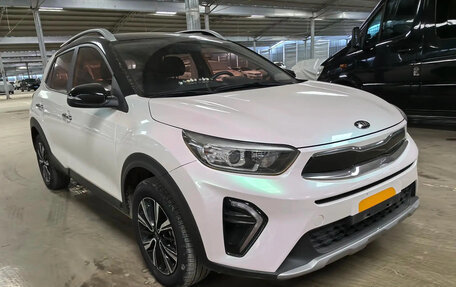 KIA Stonic, 2020 год, 1 490 000 рублей, 2 фотография