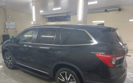 Honda Pilot III рестайлинг, 2020 год, 4 000 000 рублей, 7 фотография