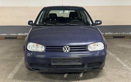 Volkswagen Golf IV, 2001 год, 950 000 рублей, 2 фотография