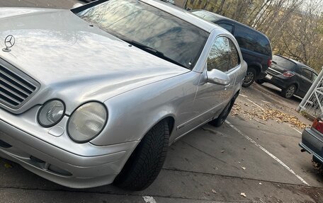 Mercedes-Benz CLK-Класс, 2000 год, 600 000 рублей, 3 фотография