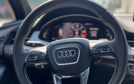 Audi SQ7, 2017 год, 7 700 000 рублей, 39 фотография