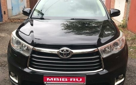 Toyota Highlander III, 2014 год, 3 700 000 рублей, 2 фотография