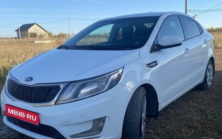 KIA Rio III рестайлинг, 2013 год, 835 000 рублей, 1 фотография