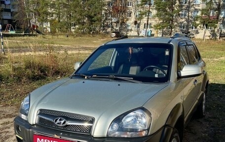 Hyundai Tucson III, 2008 год, 1 200 000 рублей, 1 фотография