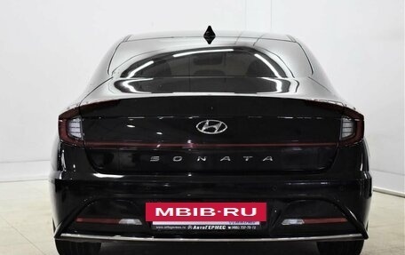 Hyundai Sonata VIII, 2021 год, 2 700 000 рублей, 3 фотография