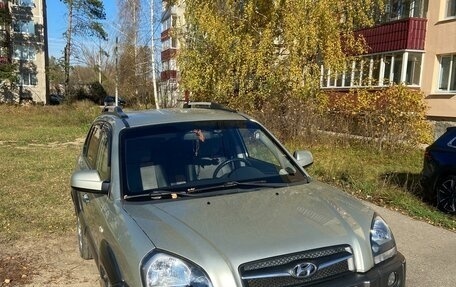 Hyundai Tucson III, 2008 год, 1 200 000 рублей, 2 фотография