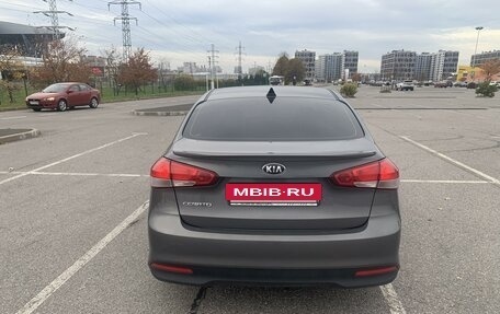 KIA Cerato III, 2018 год, 120 000 рублей, 3 фотография