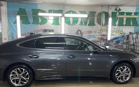 Hyundai Sonata VIII, 2021 год, 1 650 000 рублей, 4 фотография