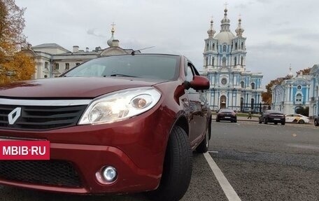 Renault Sandero I, 2012 год, 680 000 рублей, 1 фотография