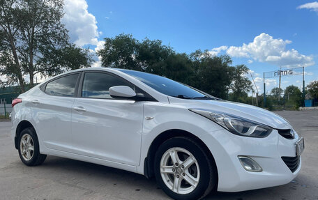 Hyundai Elantra V, 2013 год, 895 000 рублей, 3 фотография