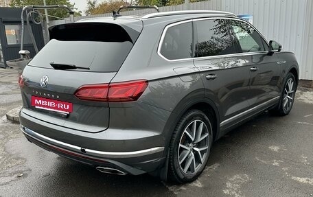 Volkswagen Touareg III, 2018 год, 5 800 000 рублей, 2 фотография