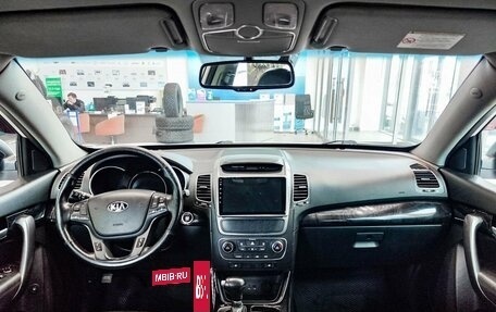 KIA Sorento II рестайлинг, 2013 год, 2 051 100 рублей, 13 фотография