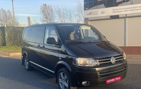 Volkswagen Multivan T5, 2011 год, 2 615 000 рублей, 1 фотография