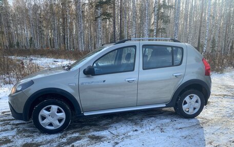 Renault Sandero I, 2012 год, 830 000 рублей, 2 фотография