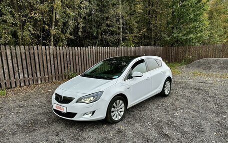 Opel Astra J, 2010 год, 885 000 рублей, 5 фотография