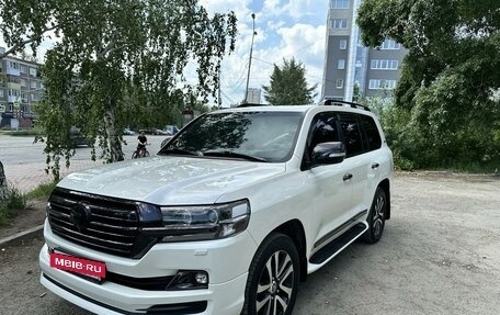 Toyota Land Cruiser 200, 2017 год, 7 950 000 рублей, 19 фотография