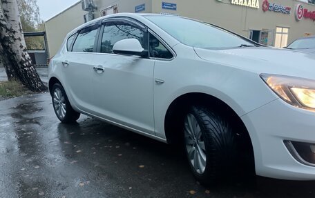 Opel Astra J, 2013 год, 1 199 000 рублей, 3 фотография