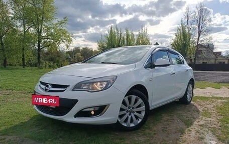 Opel Astra J, 2013 год, 1 199 000 рублей, 2 фотография