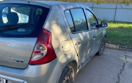 Renault Sandero I, 2012 год, 300 000 рублей, 2 фотография