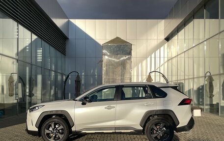 Toyota RAV4, 2024 год, 4 620 000 рублей, 9 фотография