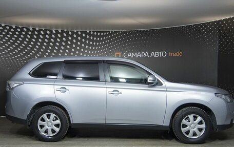 Mitsubishi Outlander III рестайлинг 3, 2013 год, 1 370 300 рублей, 5 фотография