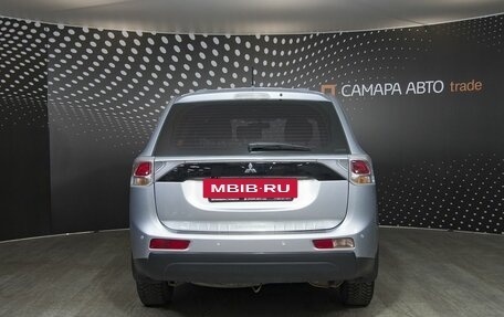 Mitsubishi Outlander III рестайлинг 3, 2013 год, 1 370 300 рублей, 8 фотография