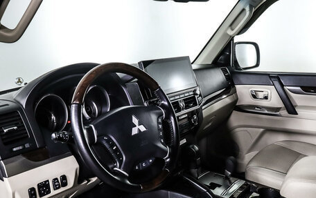 Mitsubishi Pajero IV, 2019 год, 3 849 000 рублей, 16 фотография