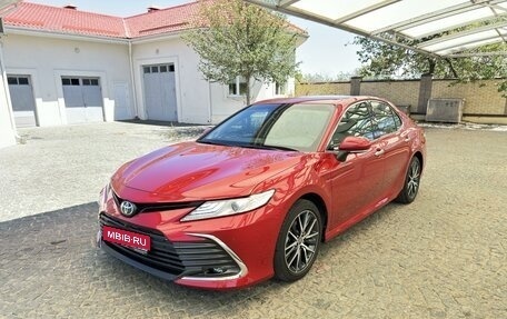 Toyota Camry, 2021 год, 4 300 000 рублей, 1 фотография