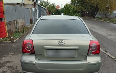 Toyota Avensis III рестайлинг, 2006 год, 890 000 рублей, 2 фотография