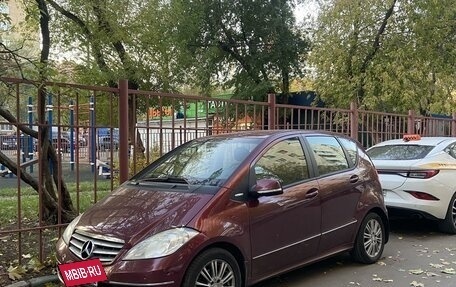 Mercedes-Benz A-Класс, 2009 год, 670 000 рублей, 2 фотография