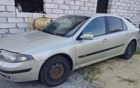 Renault Laguna II, 2001 год, 250 000 рублей, 3 фотография