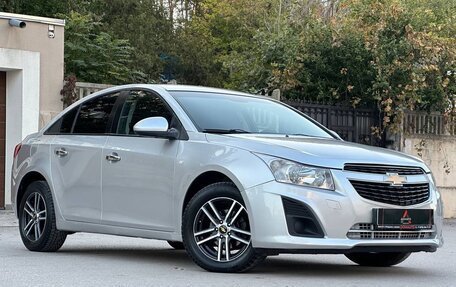 Chevrolet Cruze II, 2013 год, 997 000 рублей, 1 фотография