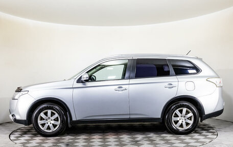 Mitsubishi Outlander III рестайлинг 3, 2014 год, 1 570 000 рублей, 8 фотография