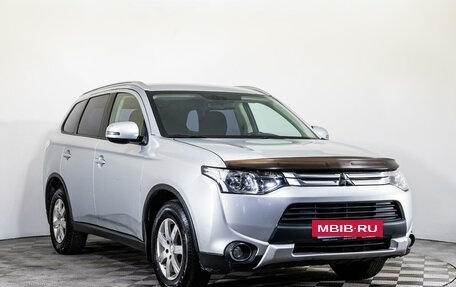 Mitsubishi Outlander III рестайлинг 3, 2014 год, 1 570 000 рублей, 3 фотография