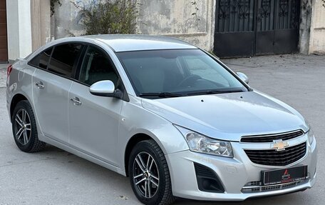 Chevrolet Cruze II, 2013 год, 997 000 рублей, 10 фотография