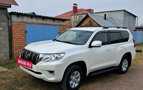 Toyota Land Cruiser Prado 150 рестайлинг 2, 2019 год, 5 500 000 рублей, 3 фотография