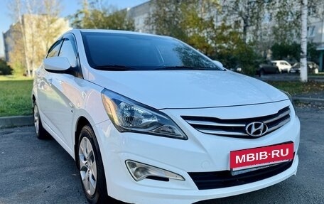 Hyundai Solaris II рестайлинг, 2015 год, 1 195 000 рублей, 9 фотография