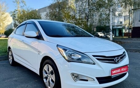 Hyundai Solaris II рестайлинг, 2015 год, 1 195 000 рублей, 1 фотография