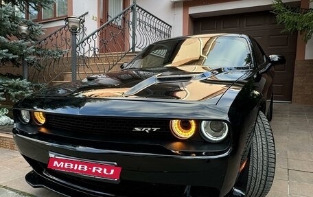 Dodge Challenger III рестайлинг 2, 2022 год, 5 499 999 рублей, 12 фотография