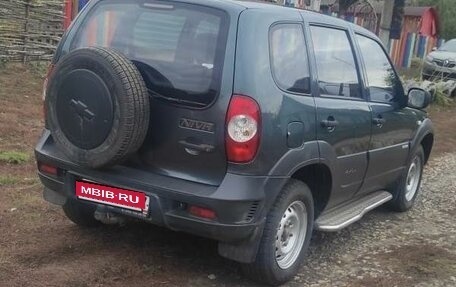 Chevrolet Niva I рестайлинг, 2011 год, 750 000 рублей, 5 фотография