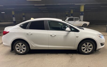 Opel Astra J, 2014 год, 1 090 000 рублей, 5 фотография