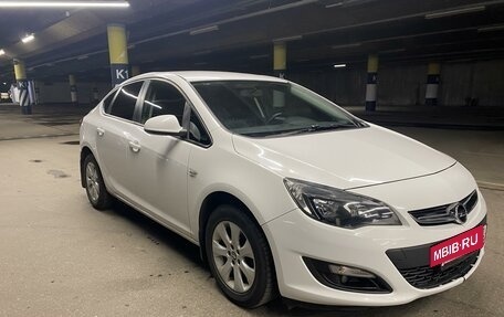 Opel Astra J, 2014 год, 1 090 000 рублей, 13 фотография