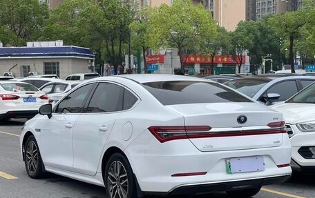 BYD Qin, 2021 год, 1 468 000 рублей, 6 фотография