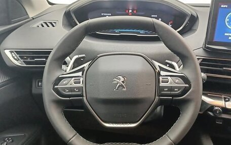 Peugeot 5008 II, 2021 год, 2 700 000 рублей, 6 фотография