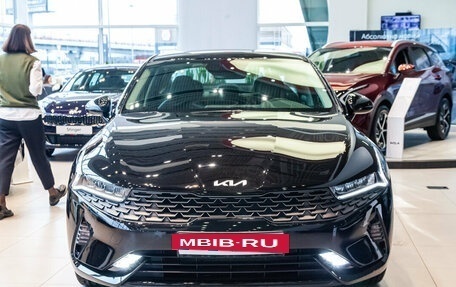 KIA K5, 2024 год, 4 140 000 рублей, 2 фотография