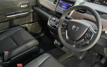 Honda Freed II, 2021 год, 1 386 000 рублей, 13 фотография