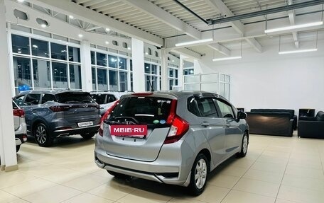 Honda Fit III, 2017 год, 1 189 000 рублей, 6 фотография